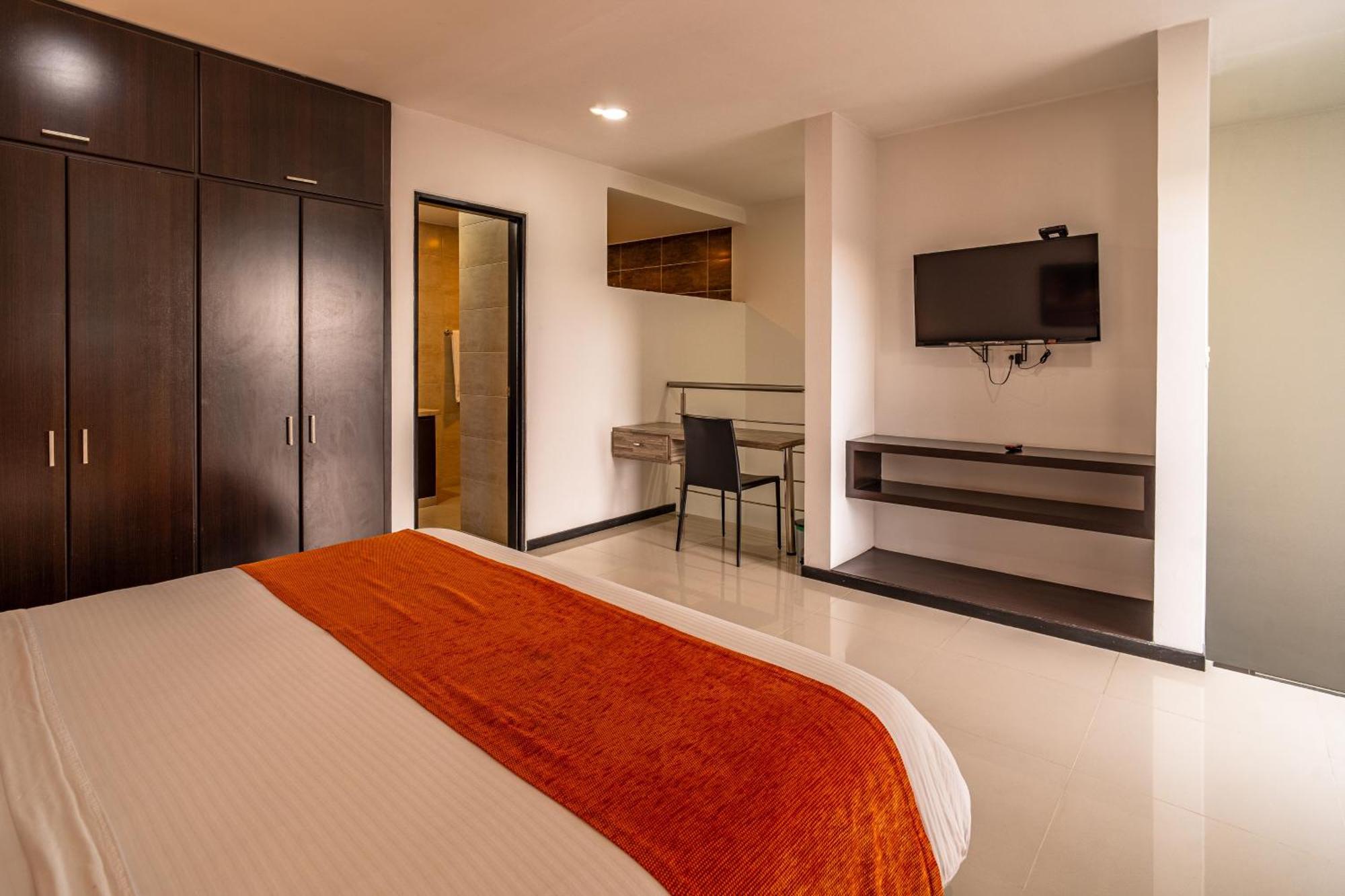 Hotel San Martin 4*