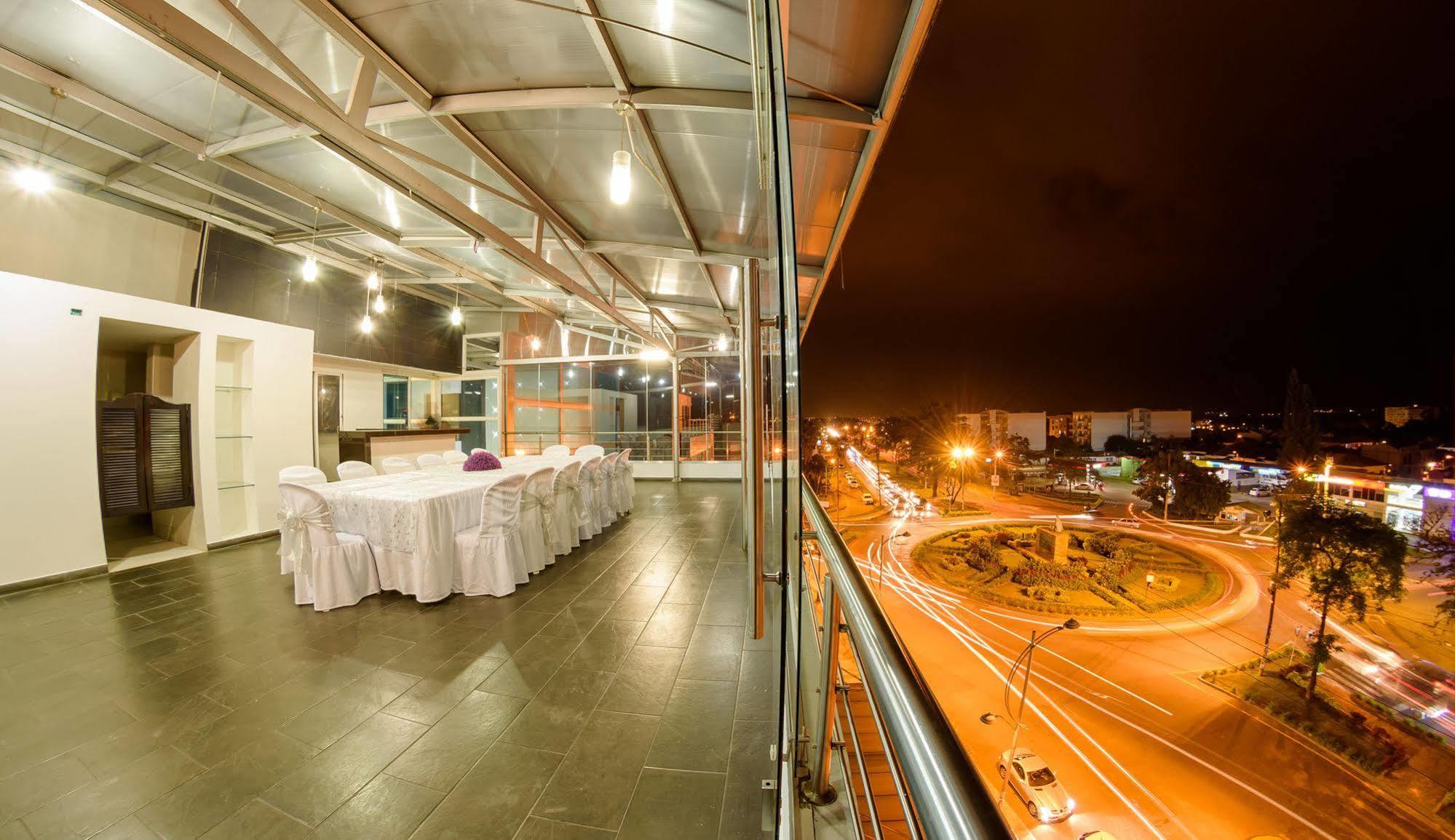 San Martin Hotel 4*